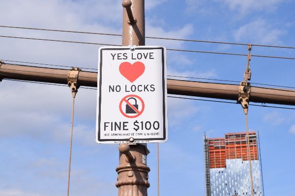 Sign on Brooklyn Bridge, New York. Photo: Al Cassels